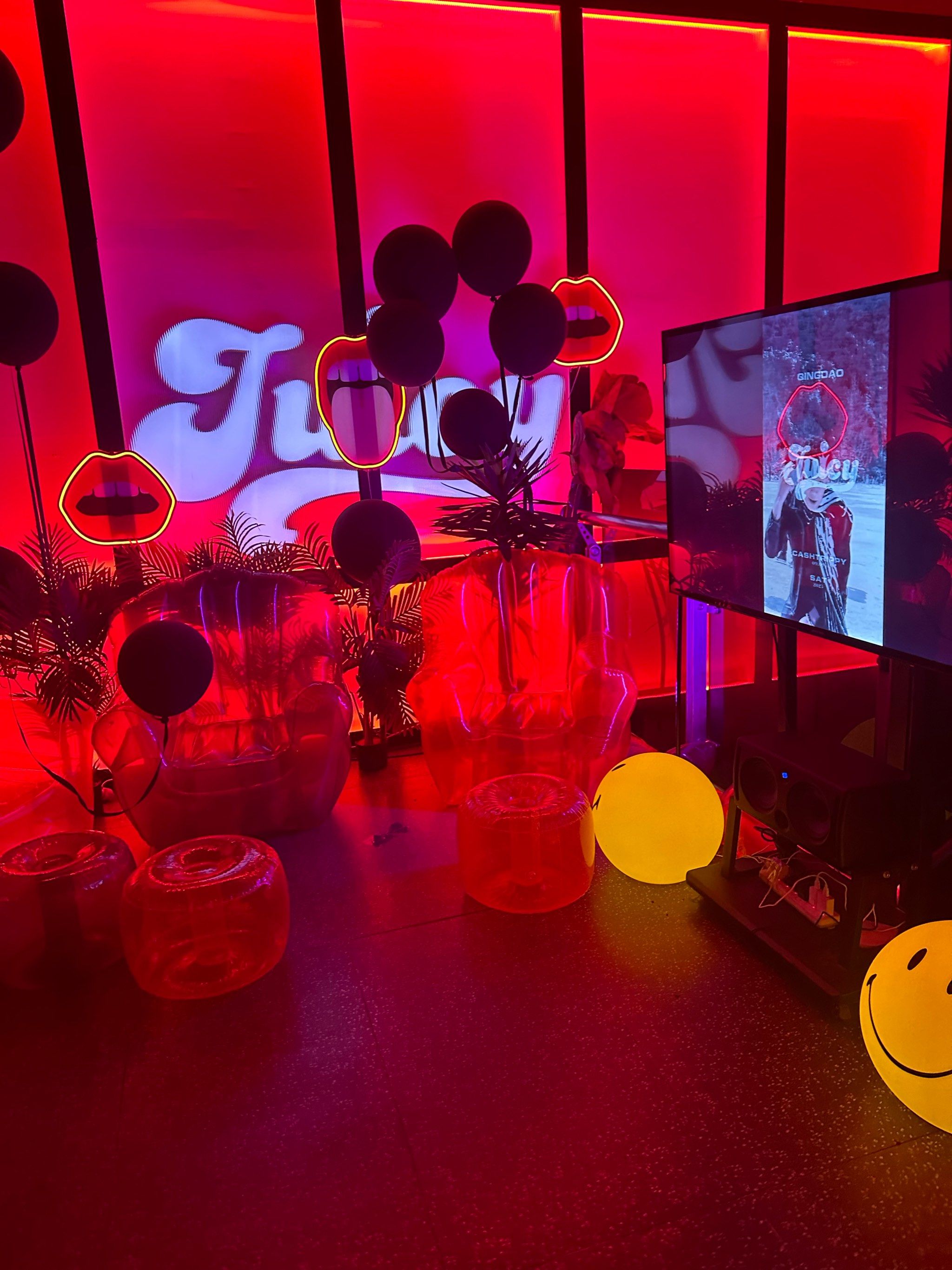 “郑州商务ktv，低端场所也能体验豪华服务”-惠济区ktv预订